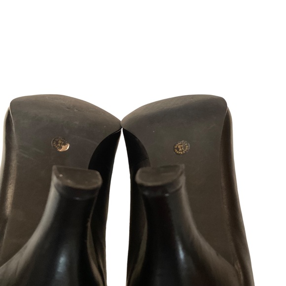 East 5th Women’s Black leather pumps. Size 6.5M - Picture 8 of 9